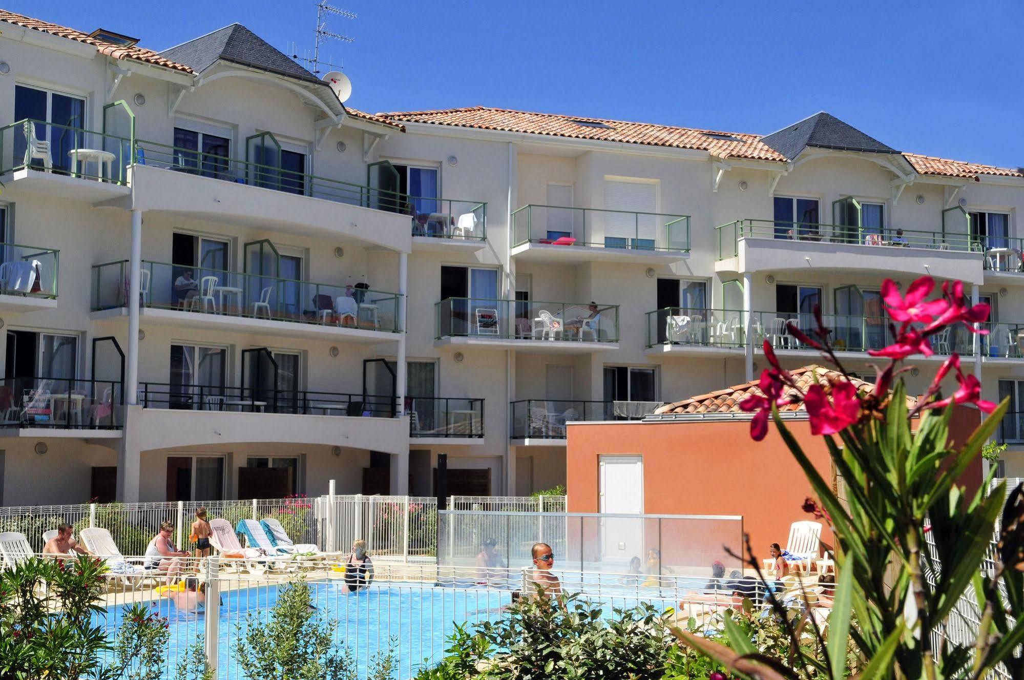 Vacanceole - Les Jardins De L'Amiraute Les Sables-dʼOlonne Kültér fotó