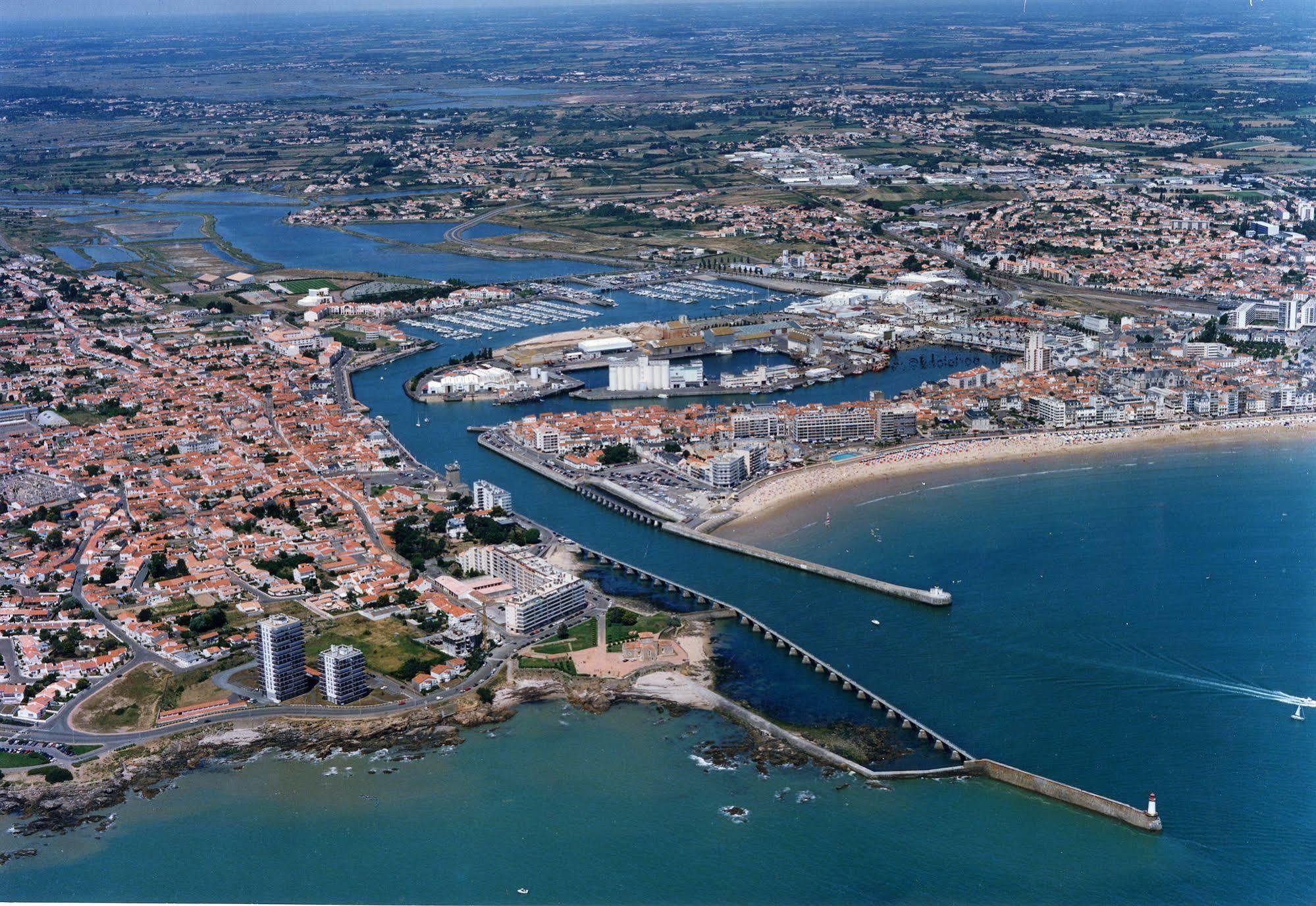 Vacanceole - Les Jardins De L'Amiraute Les Sables-dʼOlonne Kültér fotó